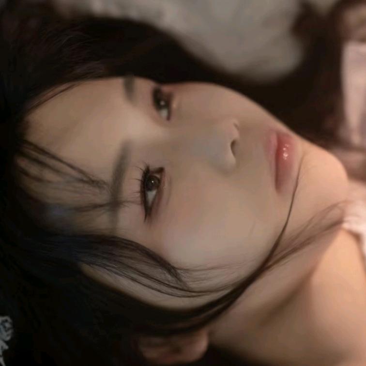 晓晓。