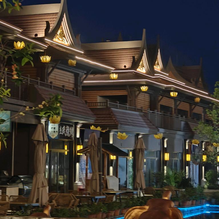 中国翠玉之乡     瑞丽   尚赢珠宝