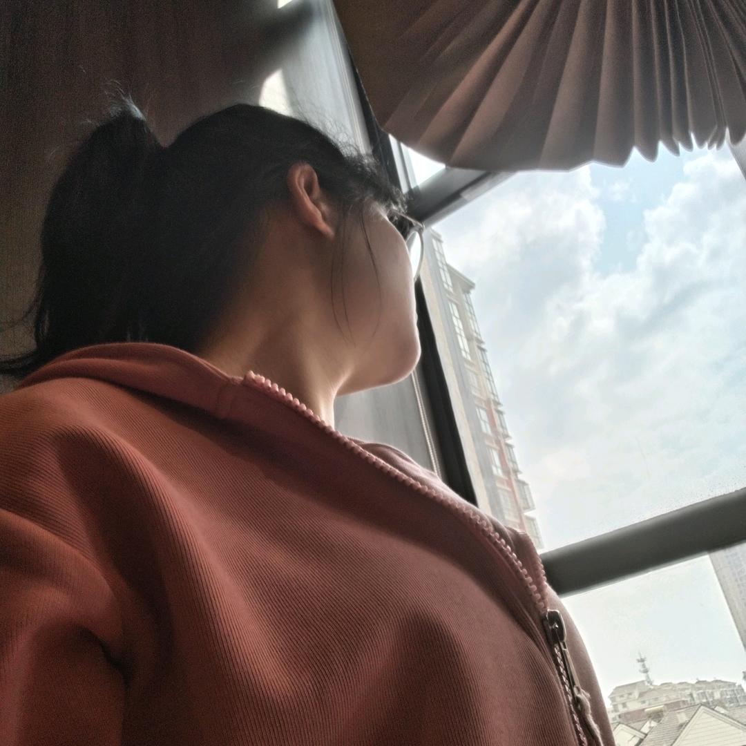 @Lෆiuᥫᩣ小刘刘🌷🌷🌷