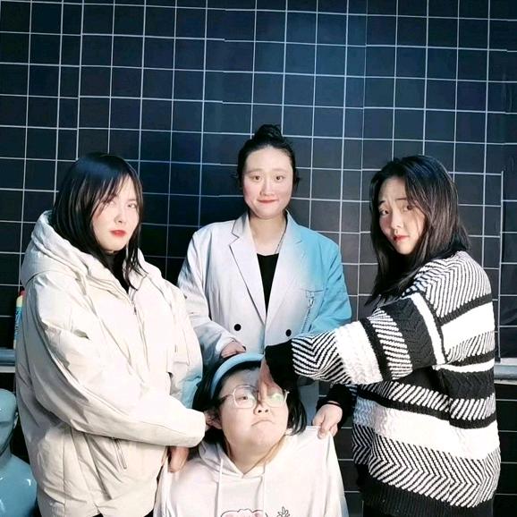 养猪的仙女们