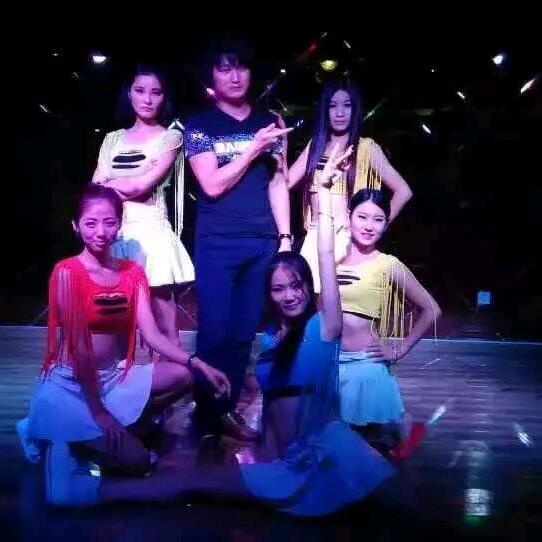 阳光总在风雨后。