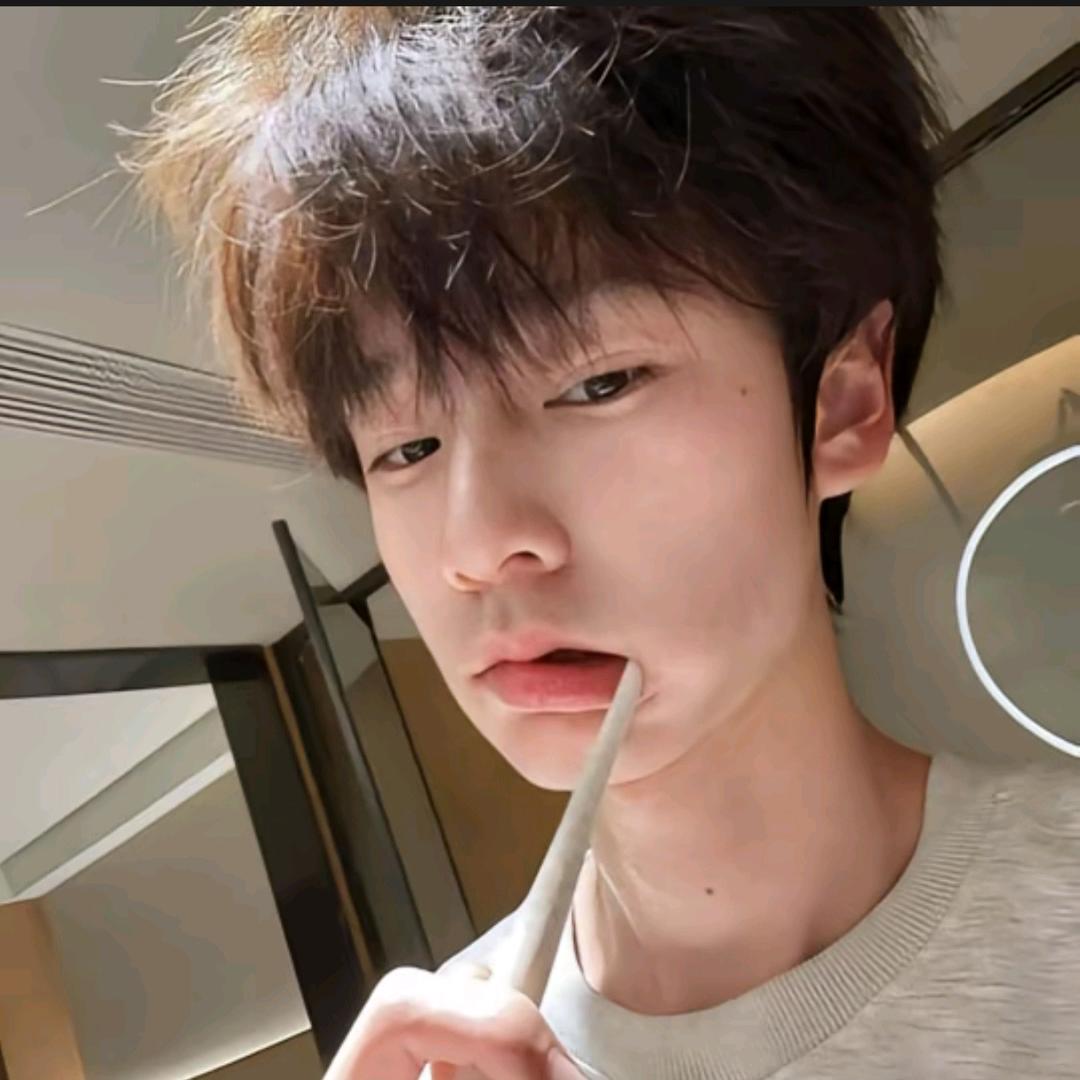 世界欠我一个自由