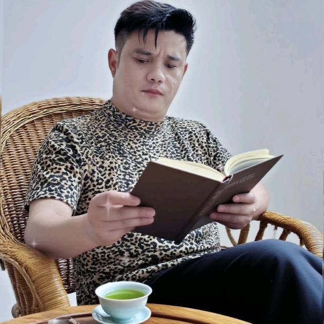 李财哥哥