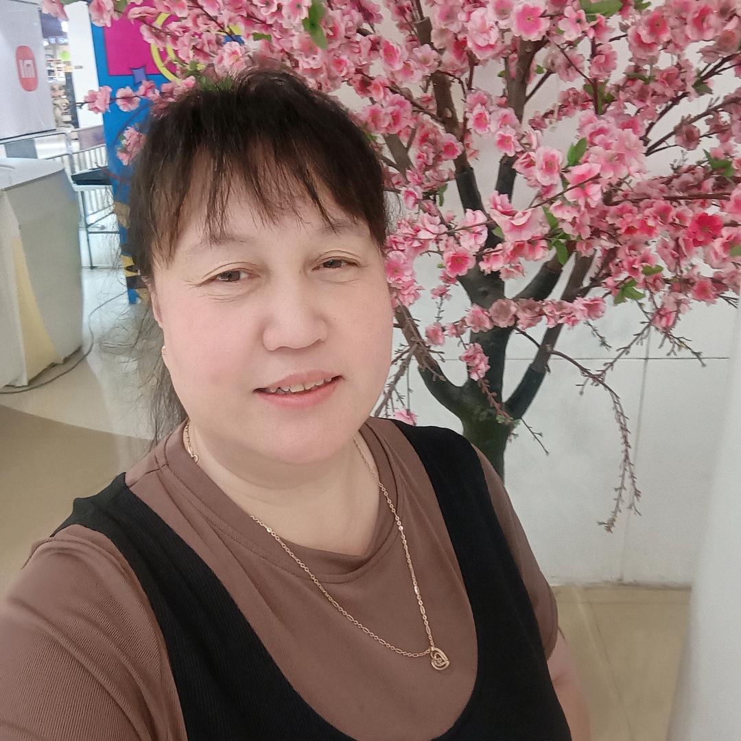啊珍70后。