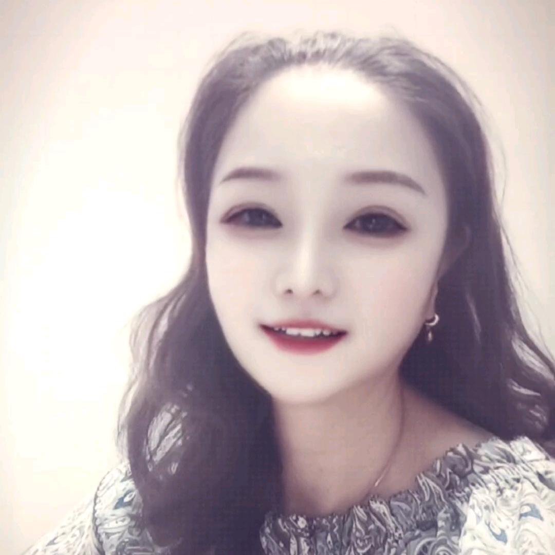 雨中漫步15705128666