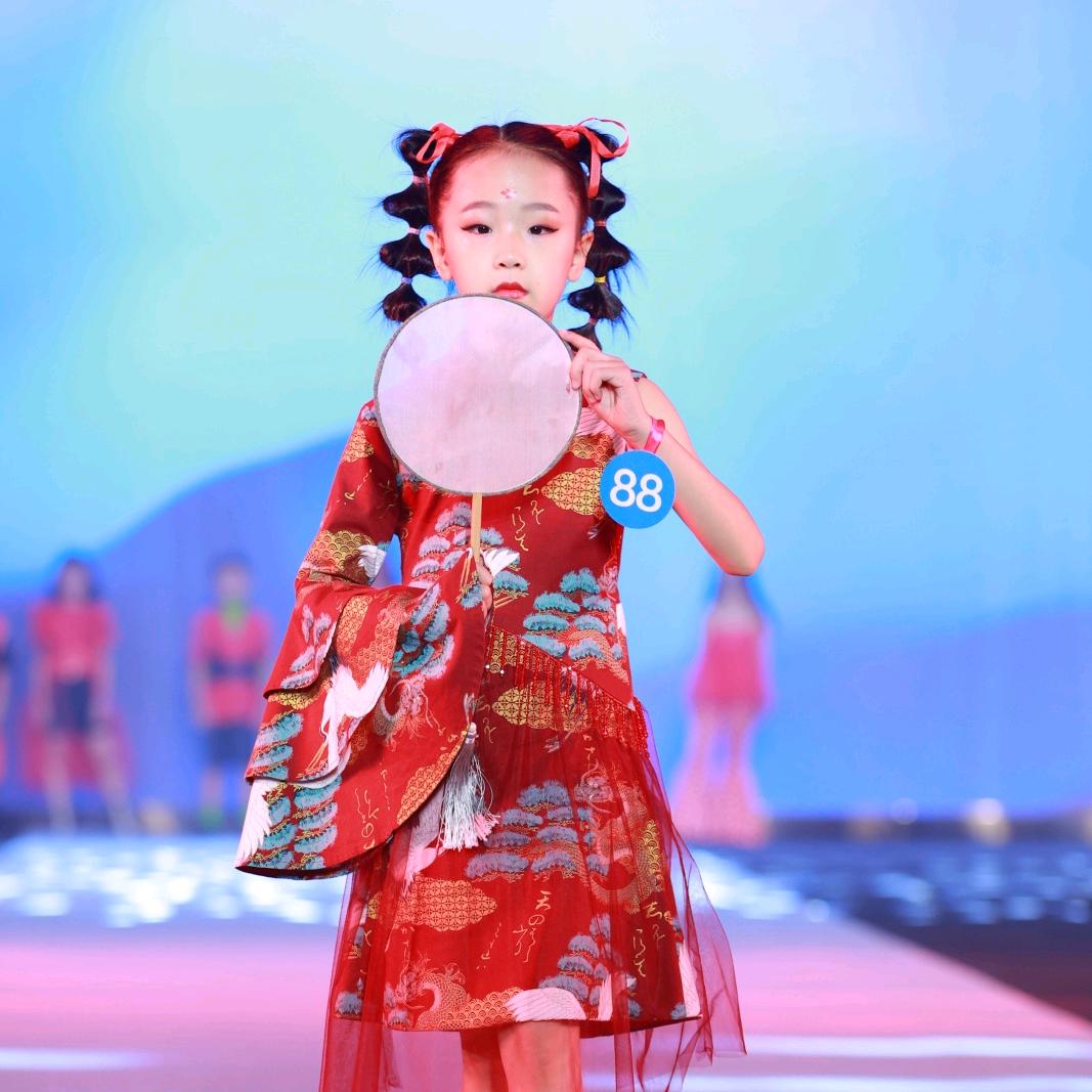 彩云欧迪斯