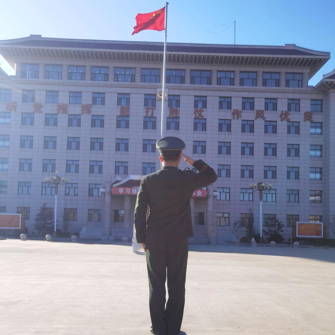 ღ᭄梁💞辰美景