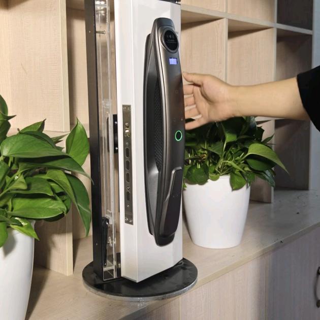 家里奥壹个小目标智能门锁专卖店