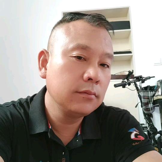 寒江孤影