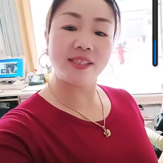 来凤誉邦辅料批发店，