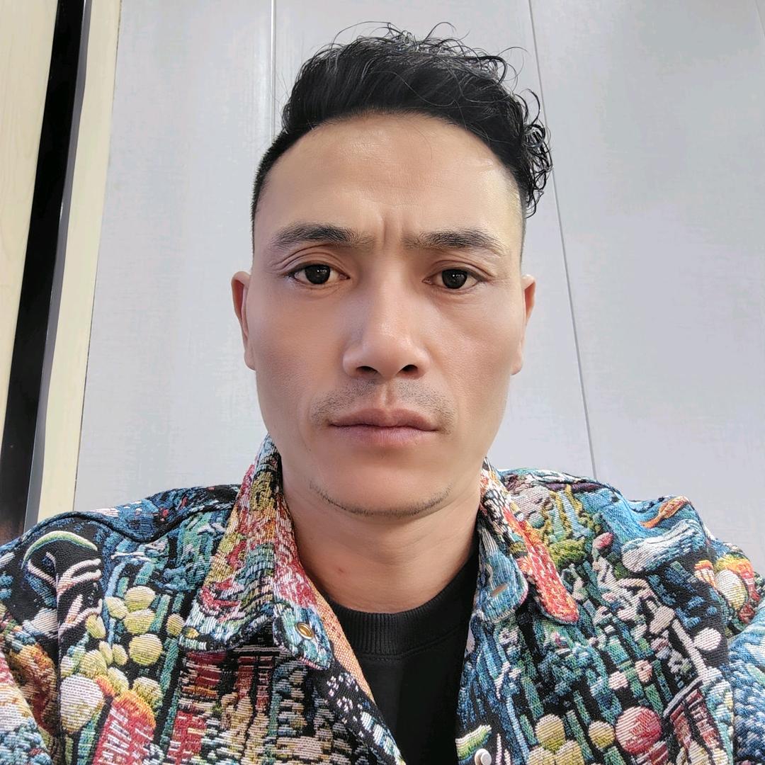 陈逍遥。