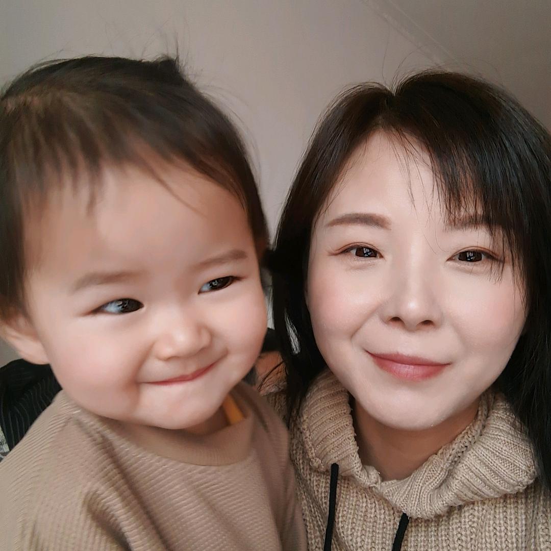西西😅在干嘛