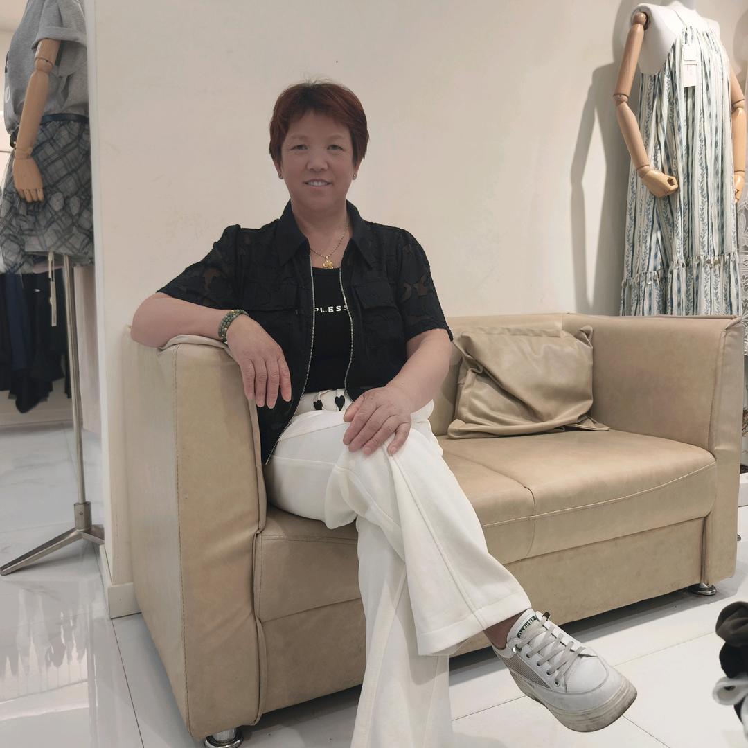 风韵犹存（羅）