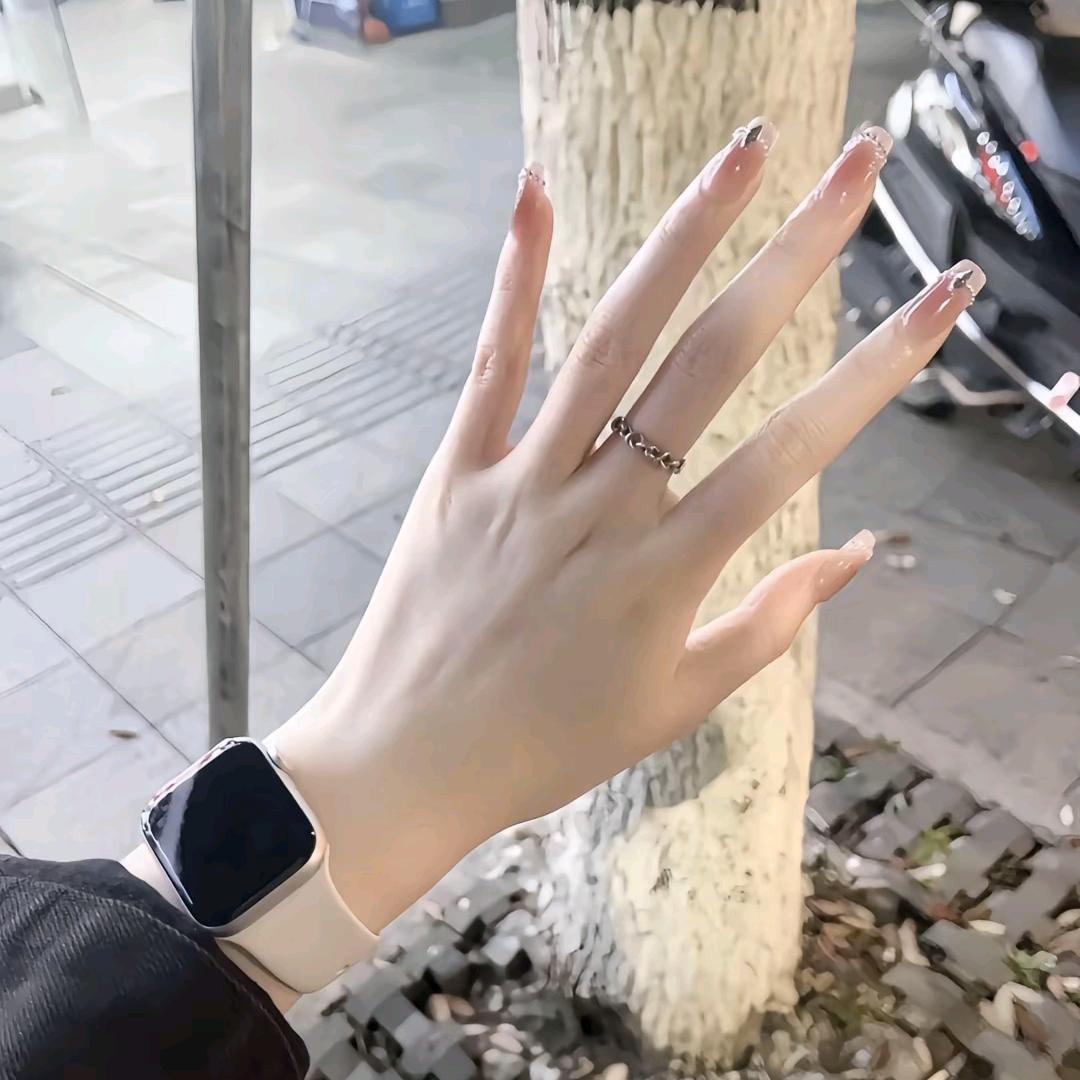 🥀এ᭄公主ꦿ请❤️发财ོ࿐ᩚ