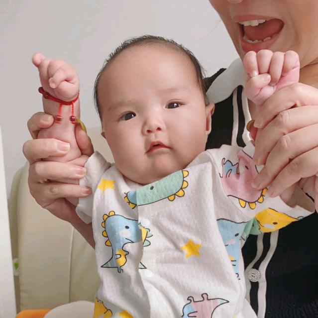 澄澄麻麻（一个人带娃）