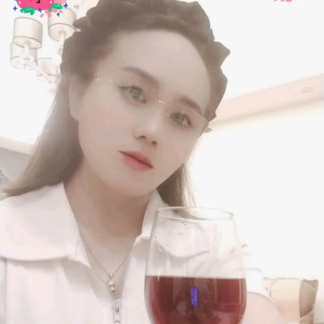 uiom,zv风轻云淡