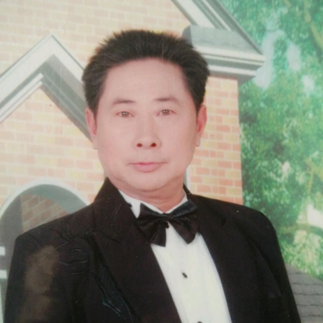 周万超
