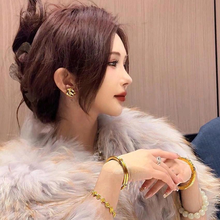 何婧婧🔥直播好物分享