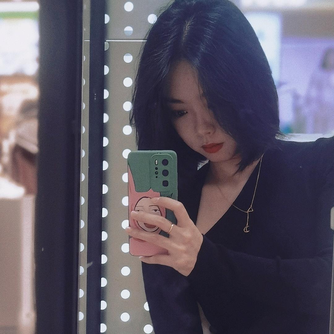 鑫淼.