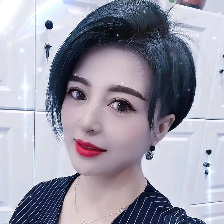 👄丹尼亚✌🏻