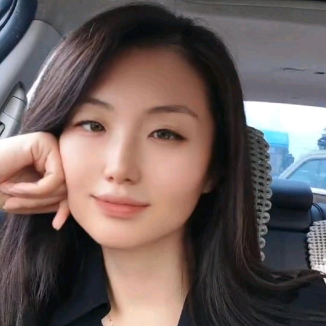 主持人灵语🎙️（生日庆12月20日）