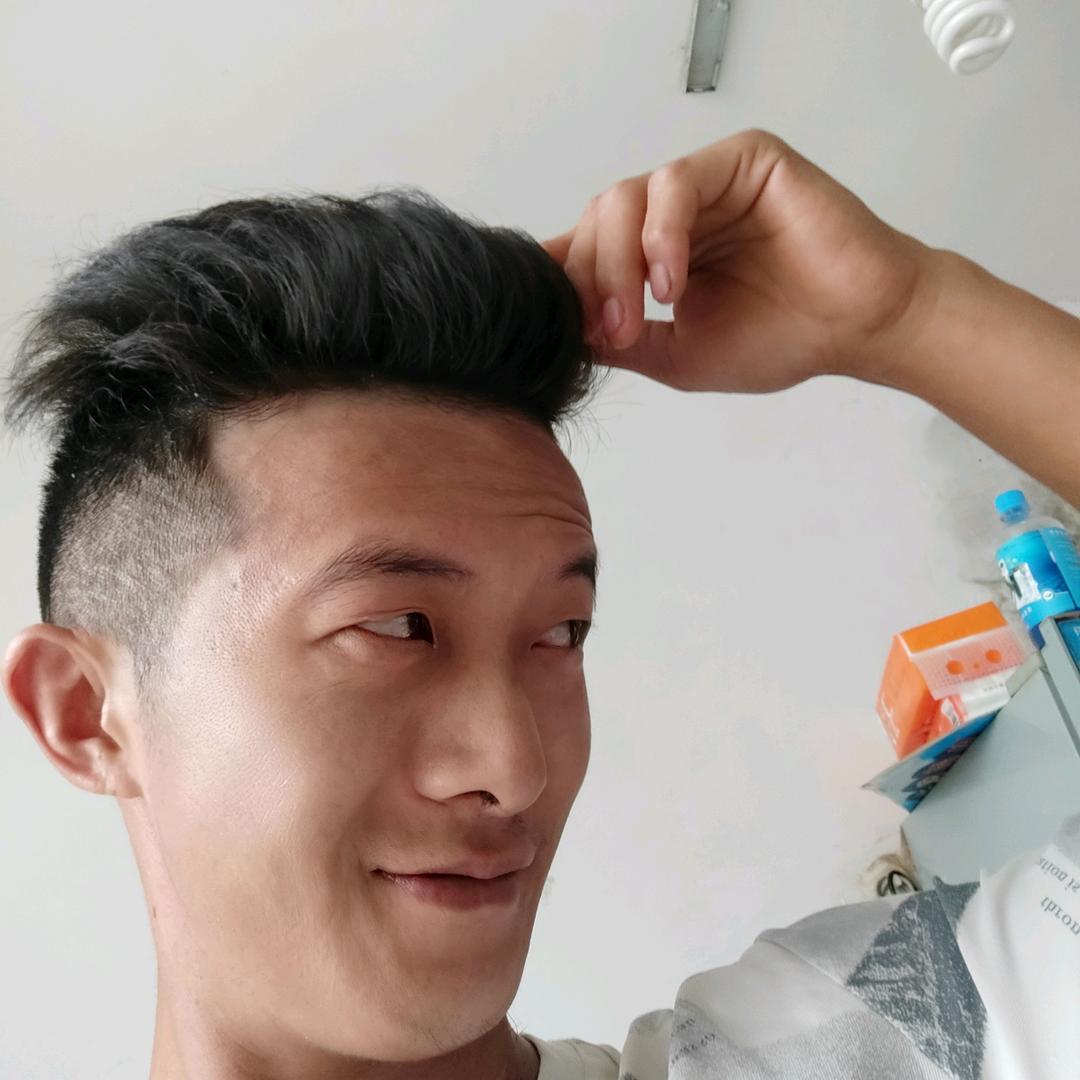 小周，专业木工吊顶