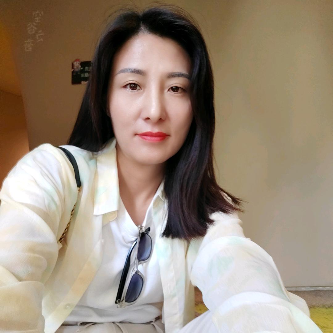 发光的豆479
