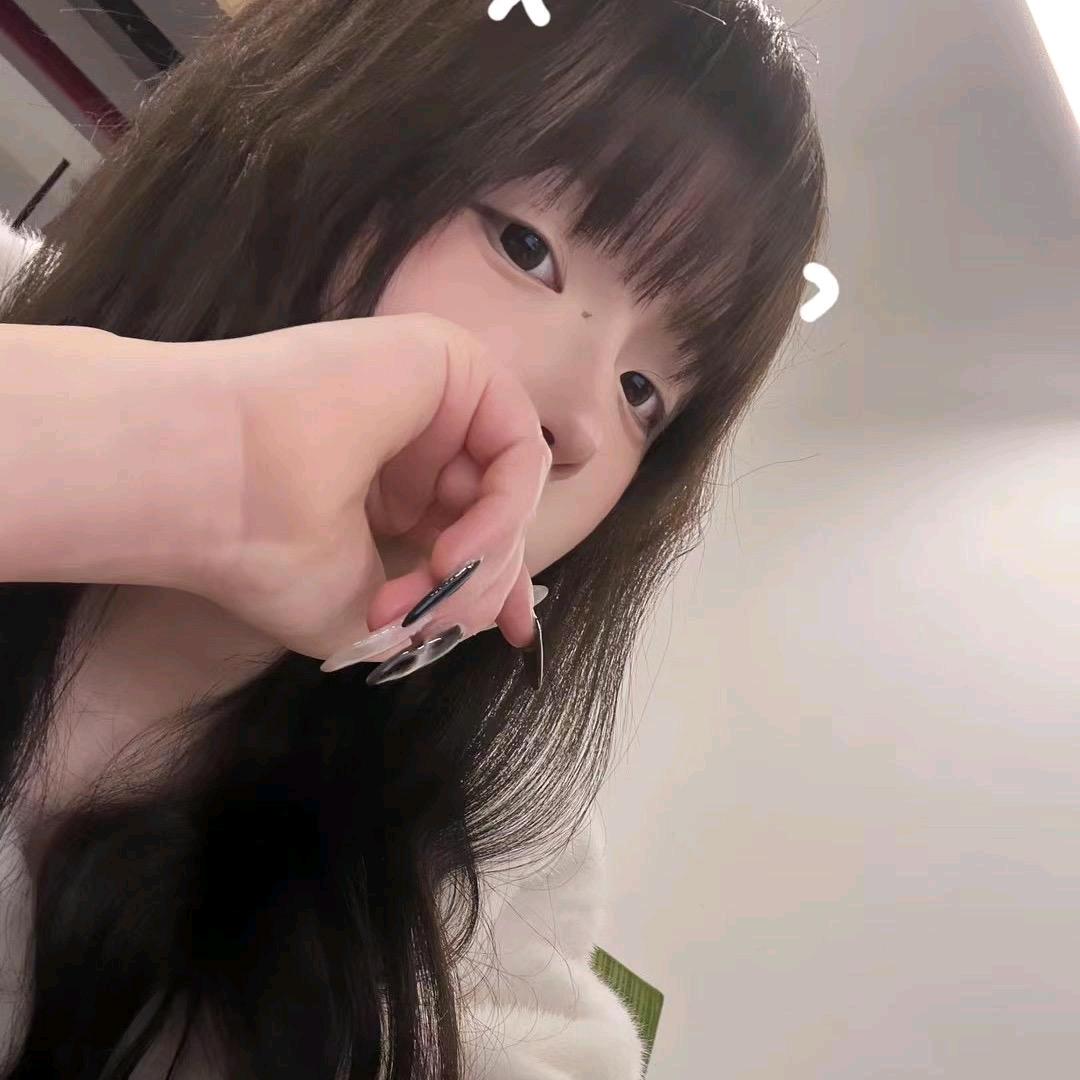 爱吃香菜每一天👣