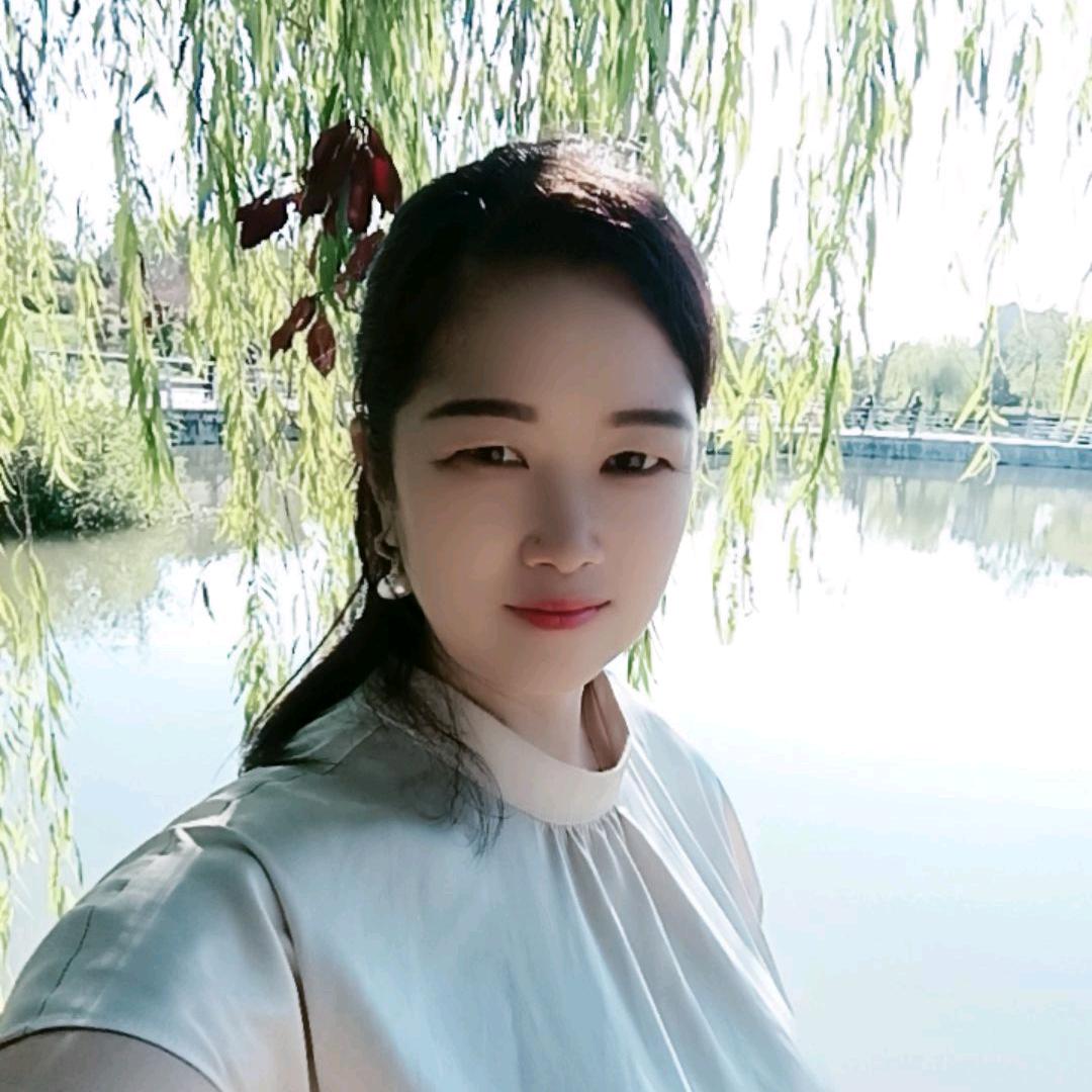 @想啥呢（泰和女）