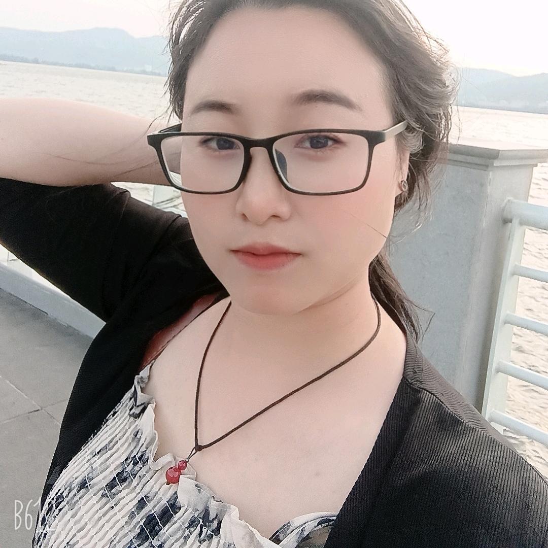 ღ᭄💞爱这么简单໑