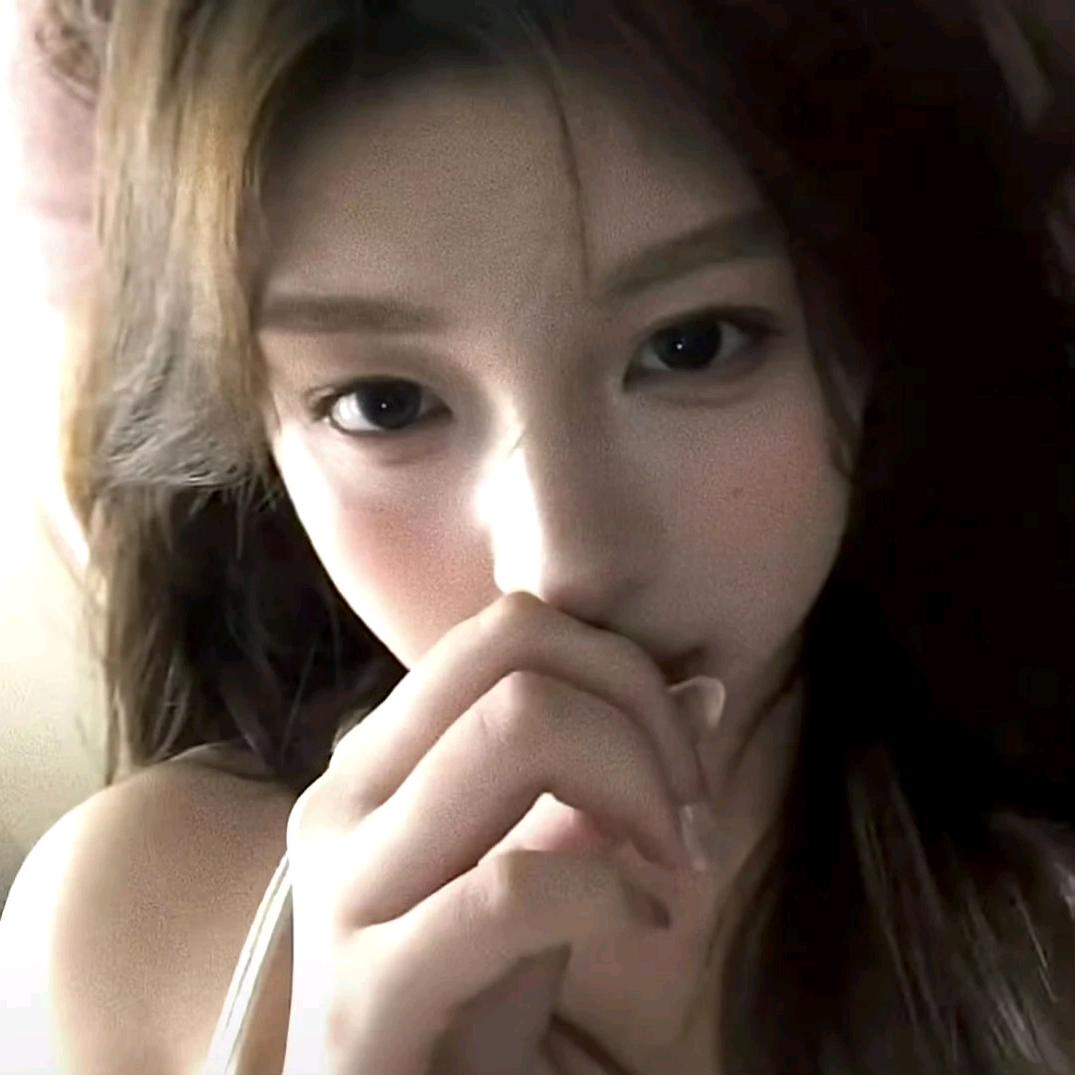 秋原依