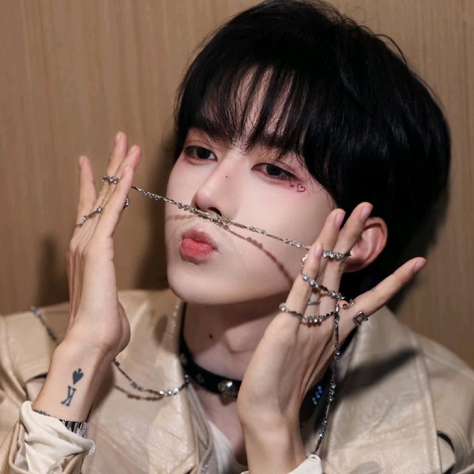 只需要一张嘴就够了