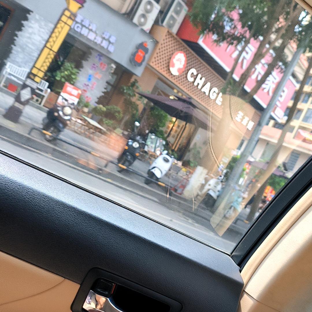 刀都拿不稳