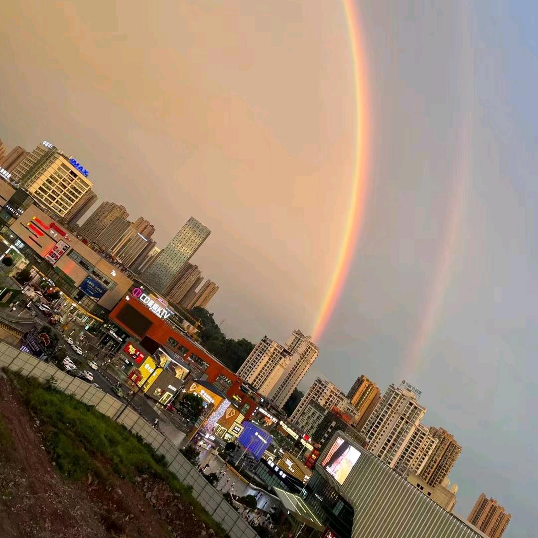 没有风雨那见彩虹🌈
