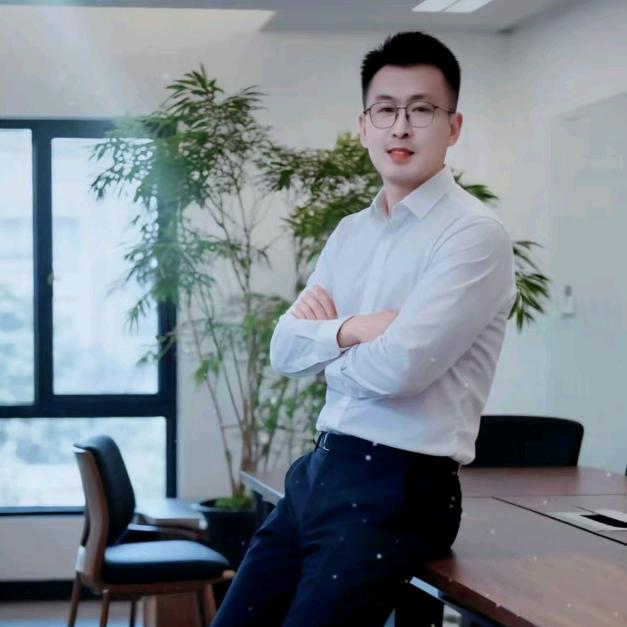 俏巴县的人🇨🇳🌟