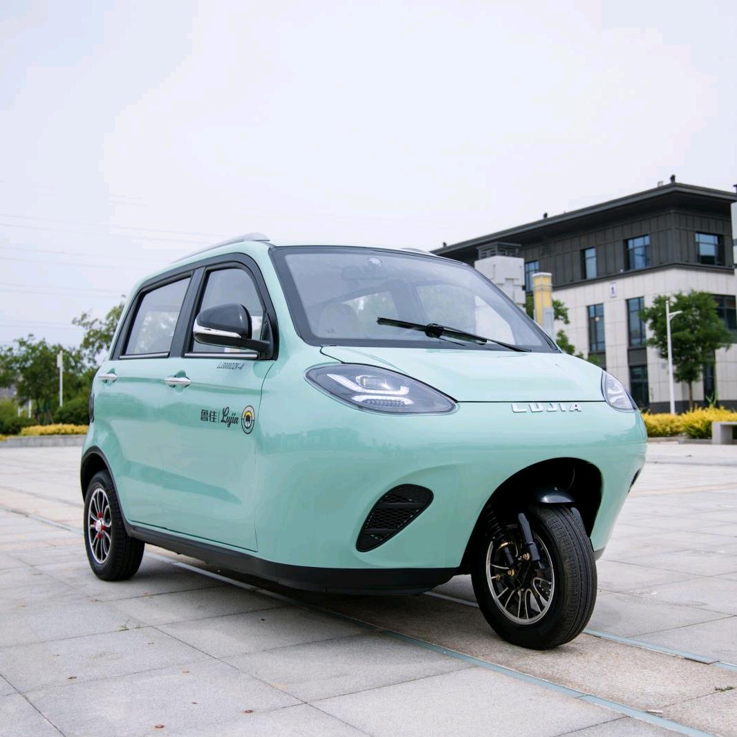 山东鲁佳三轮篷车