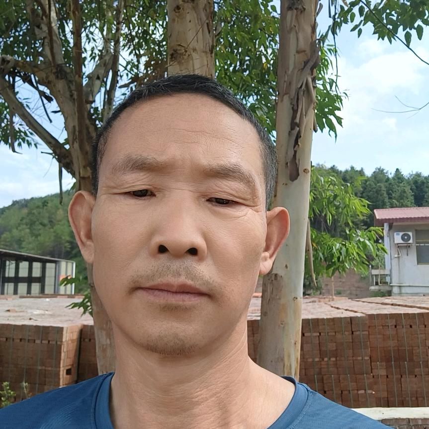 黄忠勇