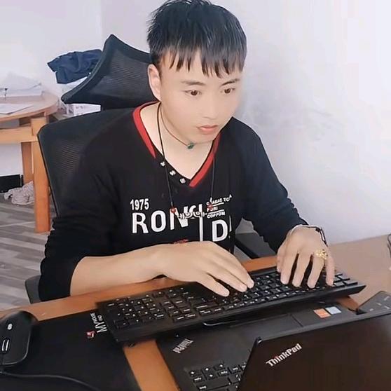 天天刷抖音，小索