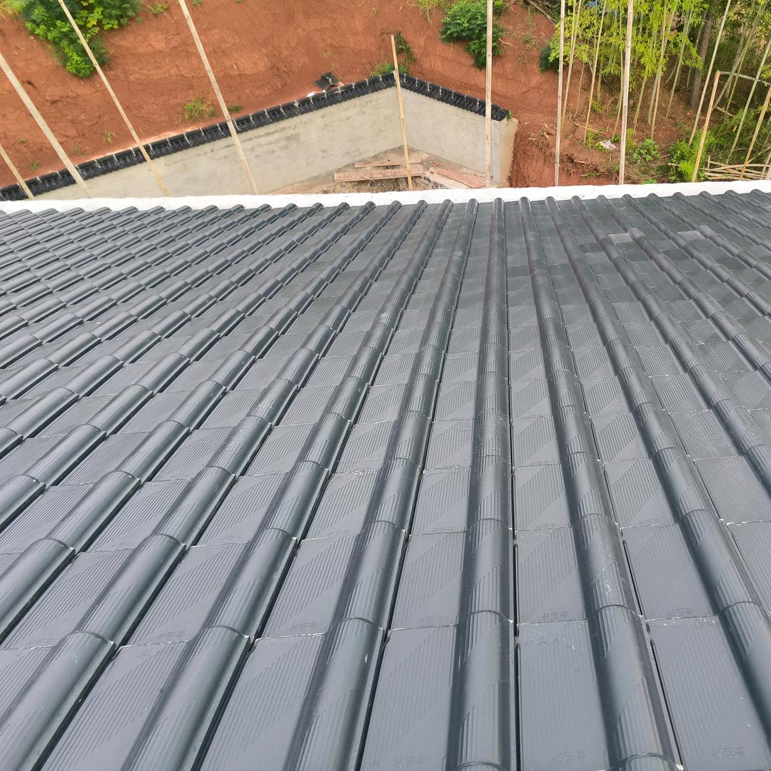 鹏程瓦业专业盖瓦