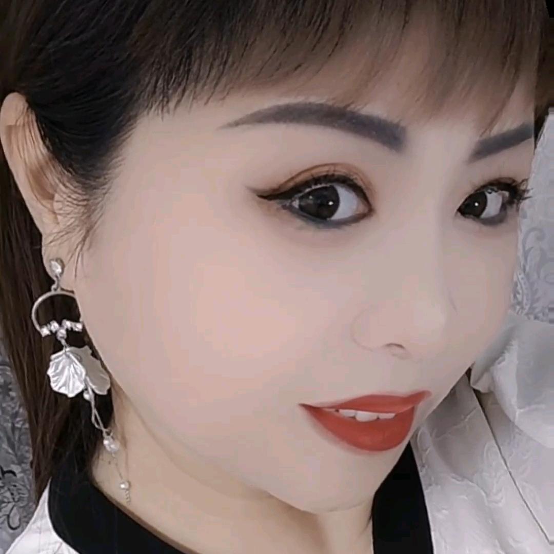 世上的男人千千万，但我只爱我自己👗