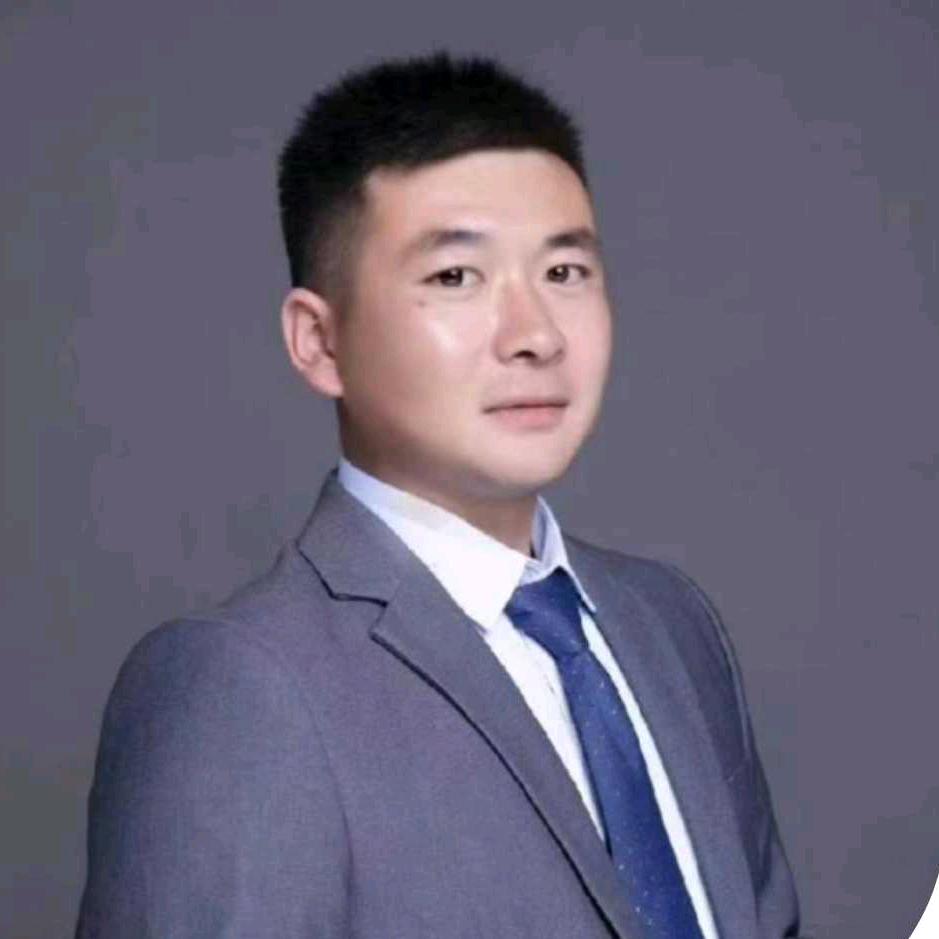 奔马新通力驾培集团裴教练