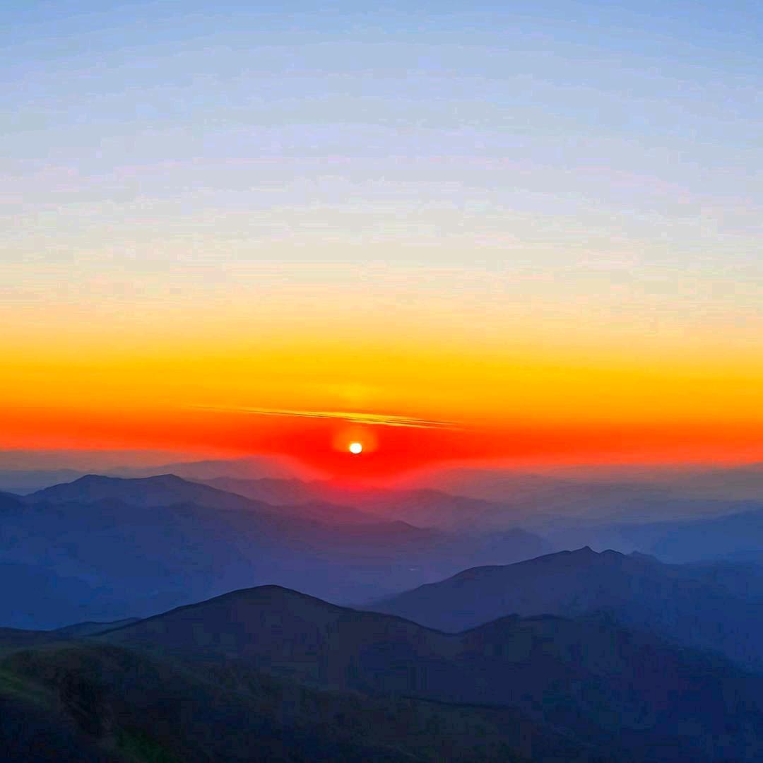 岁月为仲，流水为渠