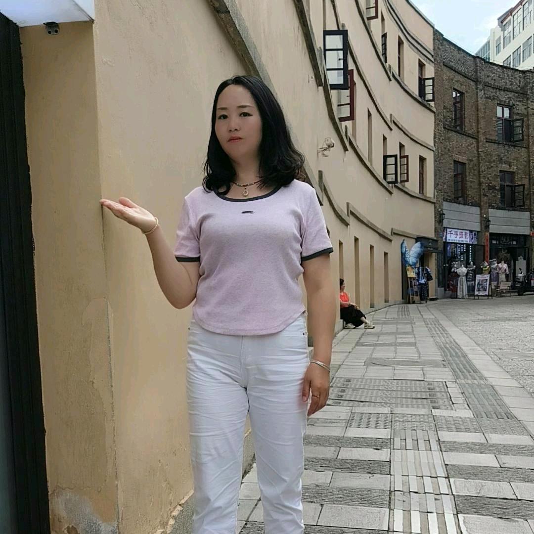 小四妹，单身