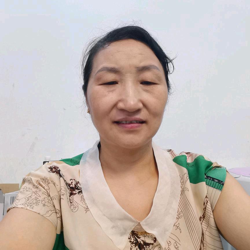 蔡姐，早上8.40开播