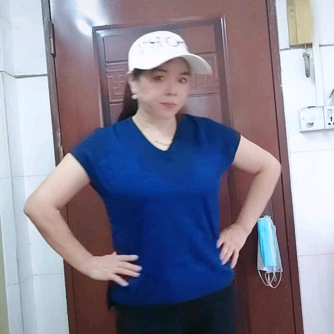 阿红9:30欢迎来到直播间喜欢唱歌