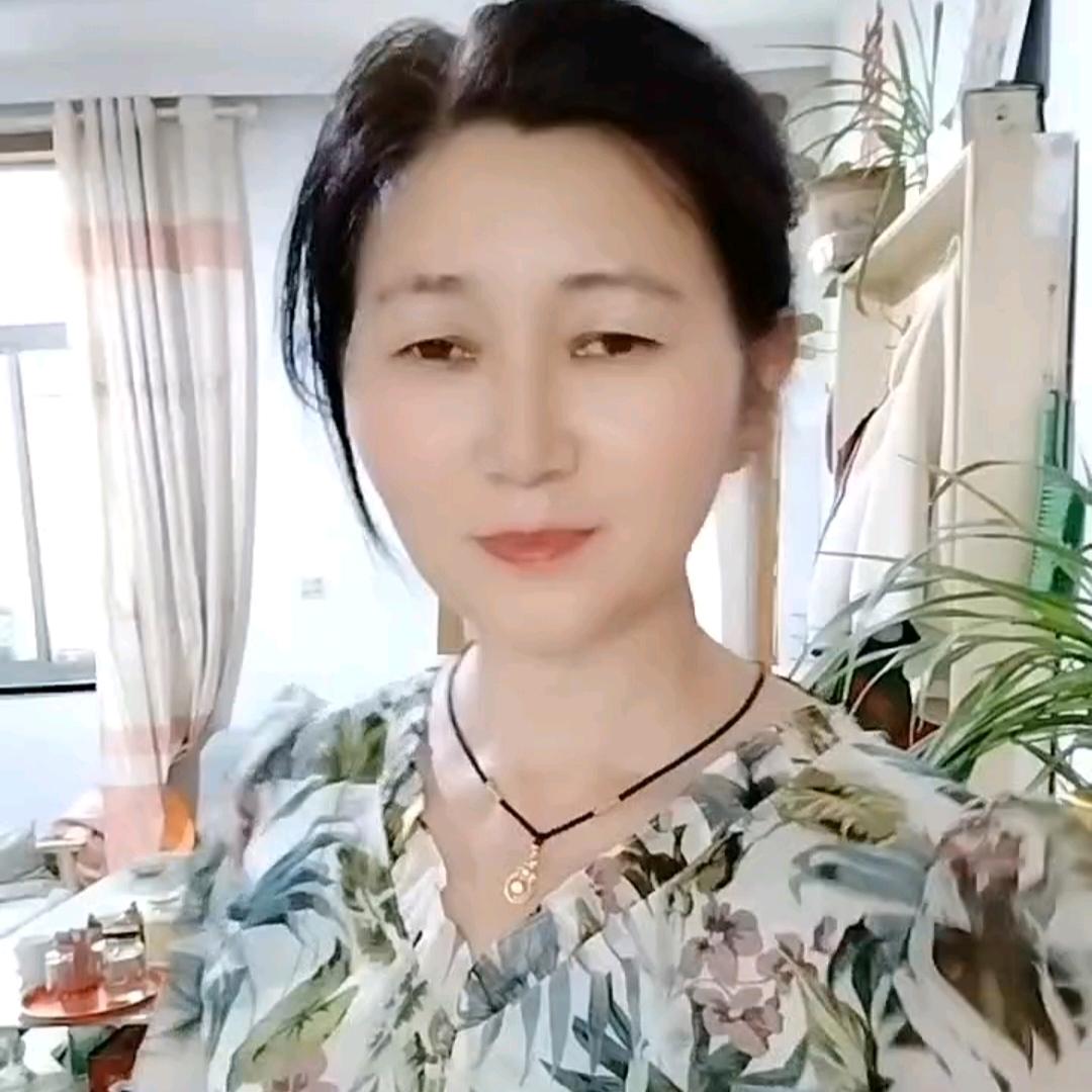 萍萍爱娱乐