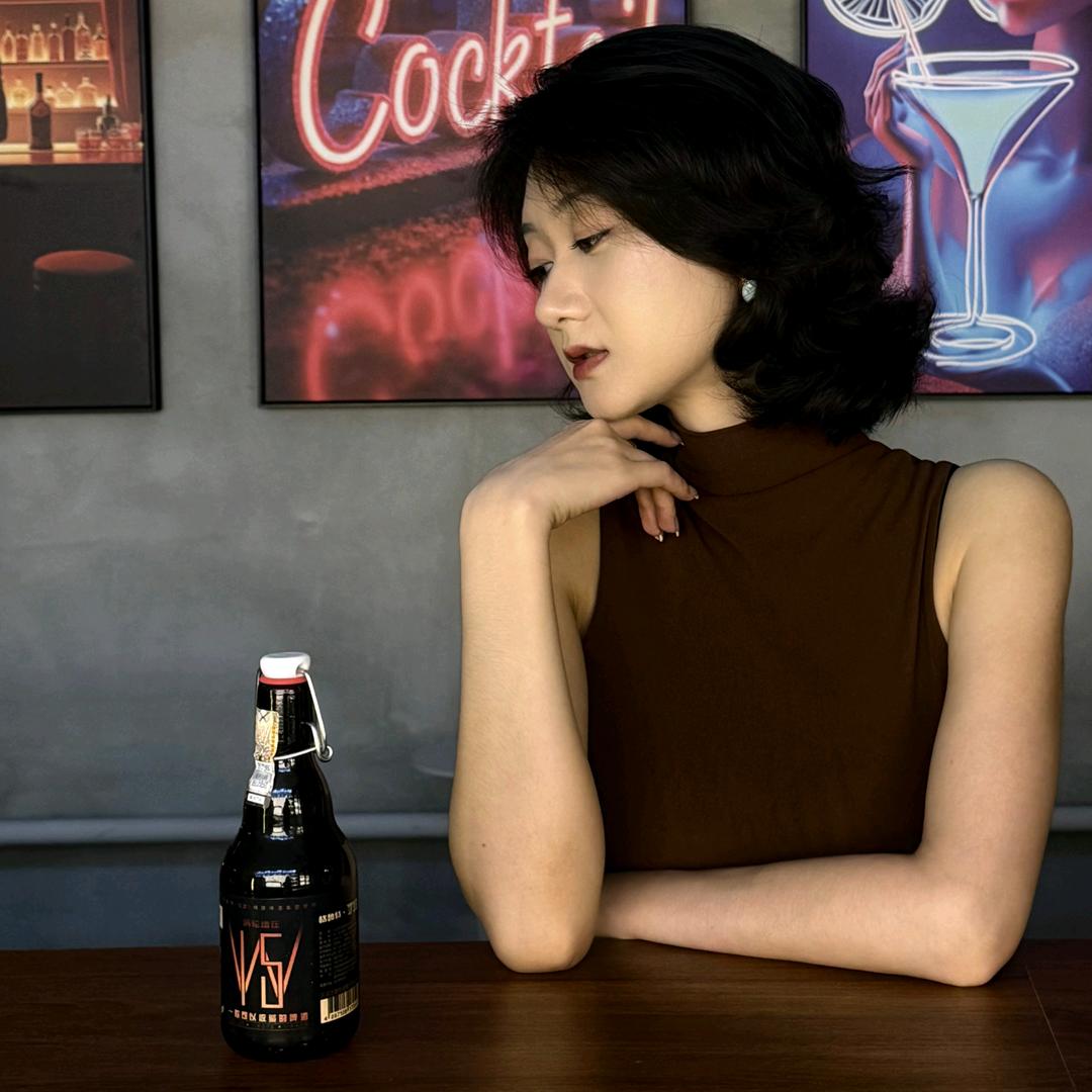 仨小姐酒馆