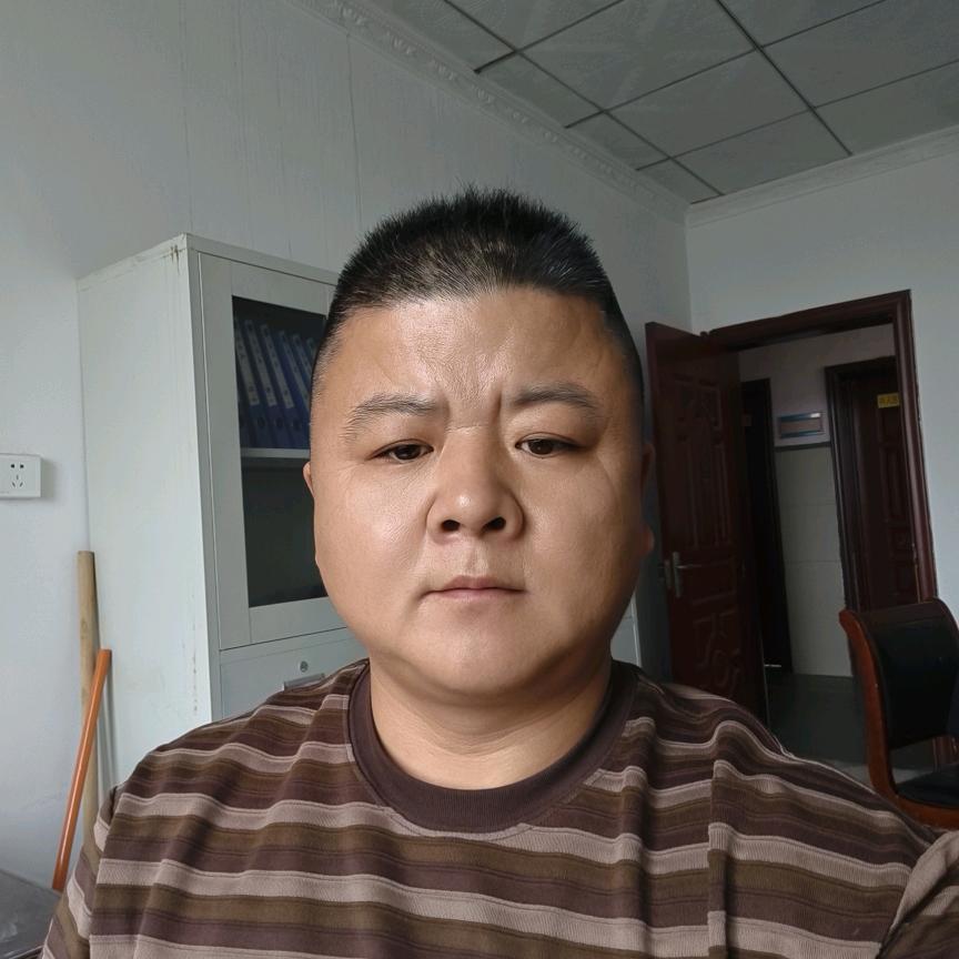 纯属虚构
