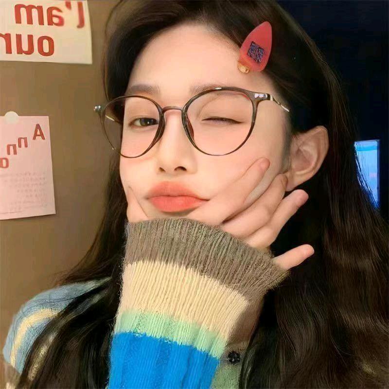 馋嘴姐妹花