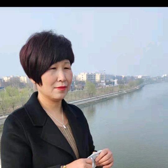 坚强的二姐。
